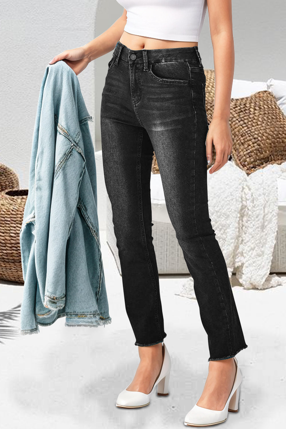 Mid-Rise Waist Skinny Jeans with Pockets