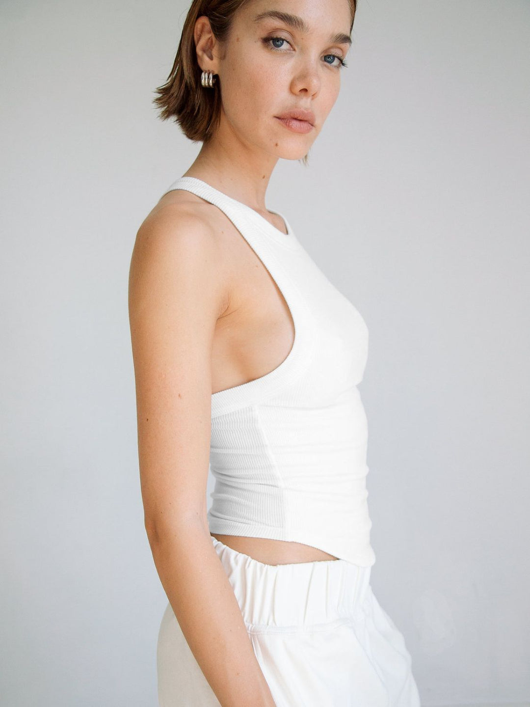 Halter Neck Ribbed Cropped Top