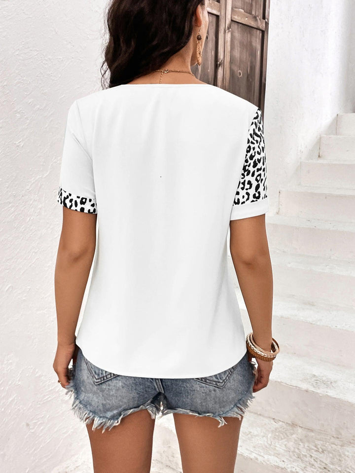 Leopard Round Neck Short Sleeve Tee - BELLATRENDZ