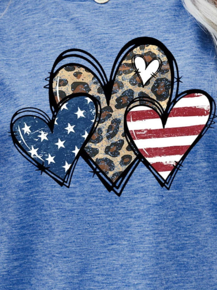 US Flag Leopard Heart Graphic Tee - BELLATRENDZ