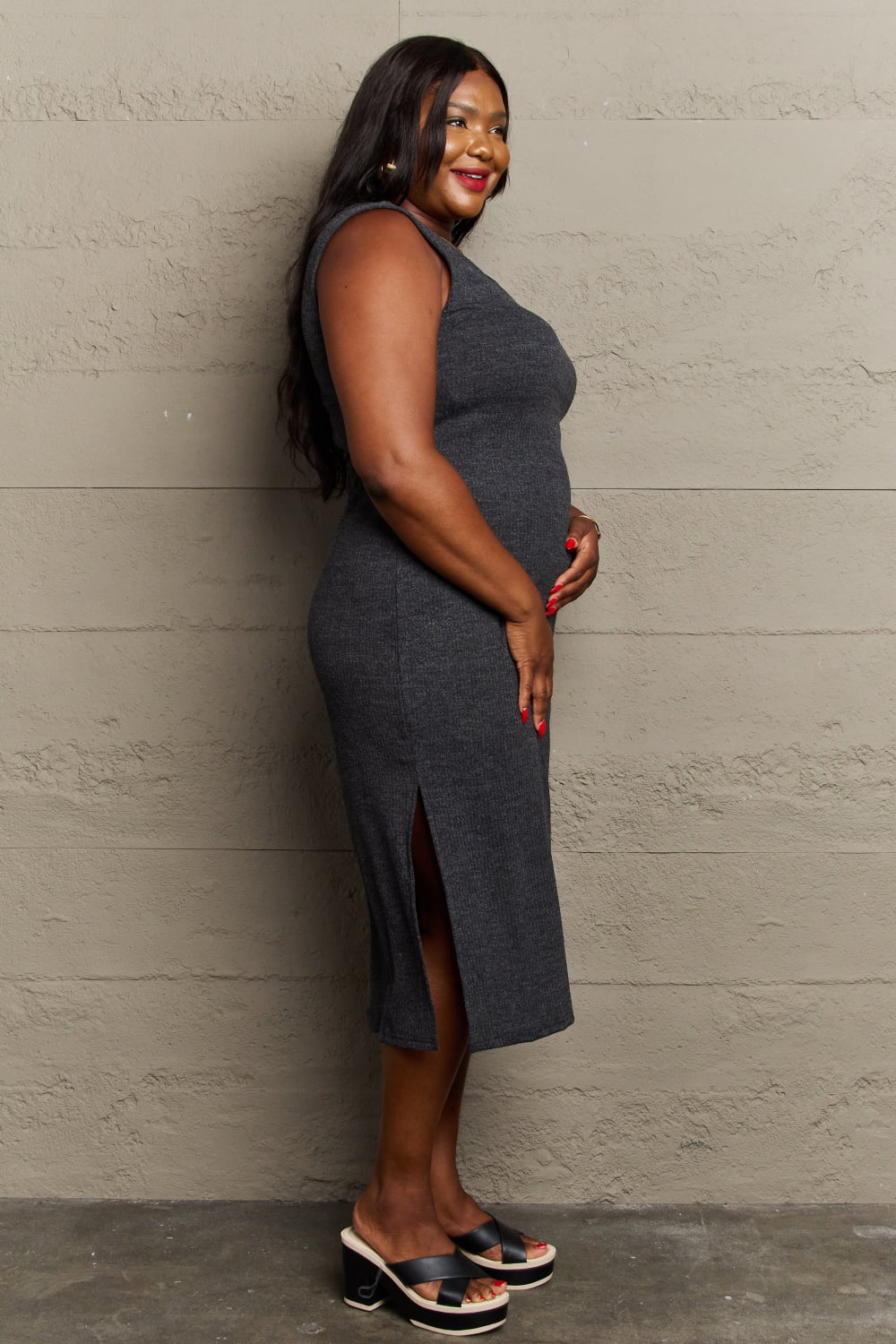 Sew In Love Full Size For The Night Fitted Sleeveless Midi Dress in Black
