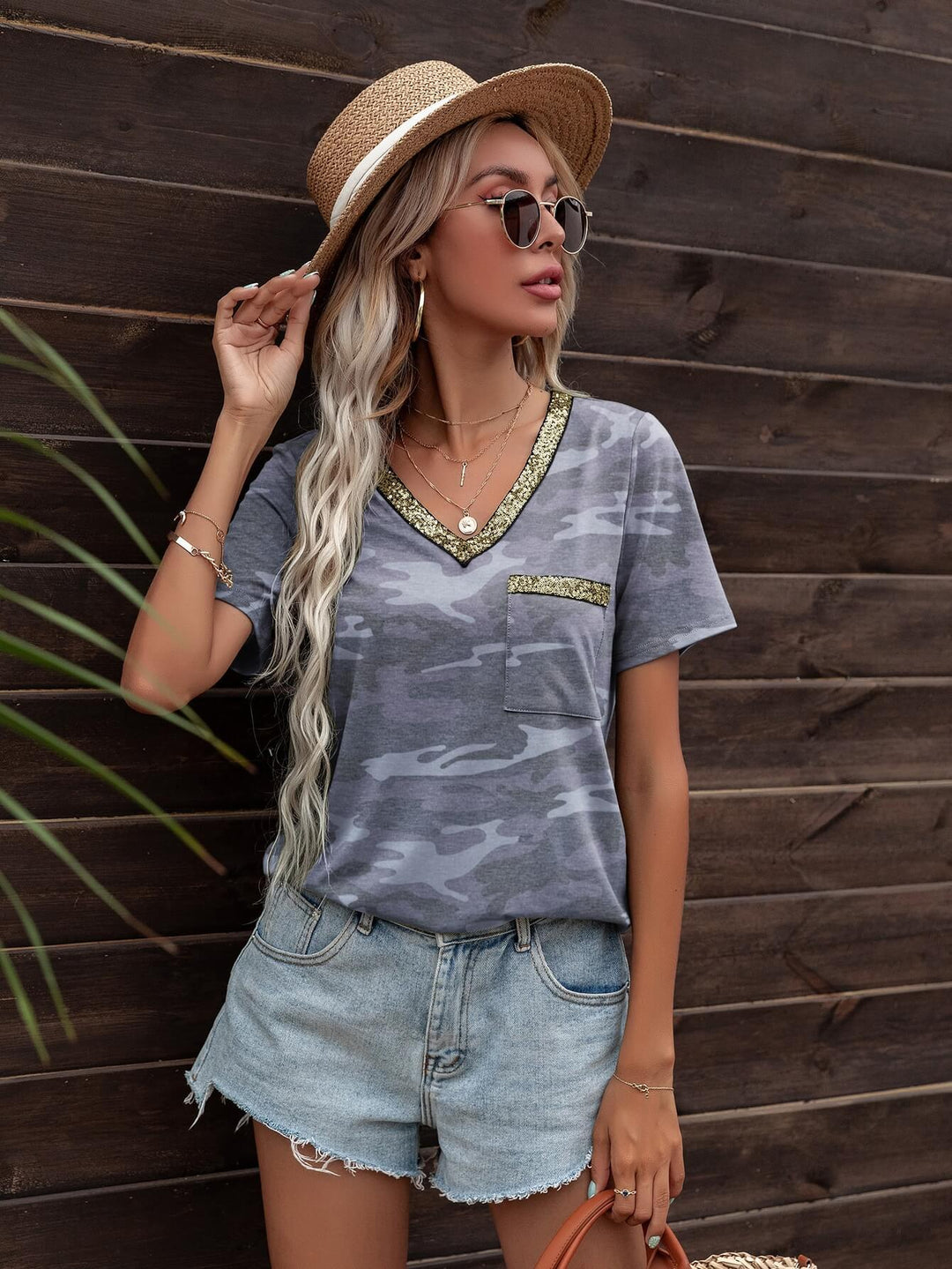 Glitter V-Neck Short Sleeve Tee Shirt - BELLATRENDZ